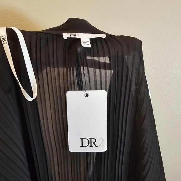 NWOT DR2 Black Sheer Pleated Cover Robe One Size - Picture 6 of 9